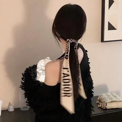 闪婚后成了隐藏首富的心尖宠